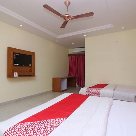 Hotel O G K Palace Bodh Gaya Exterior photo