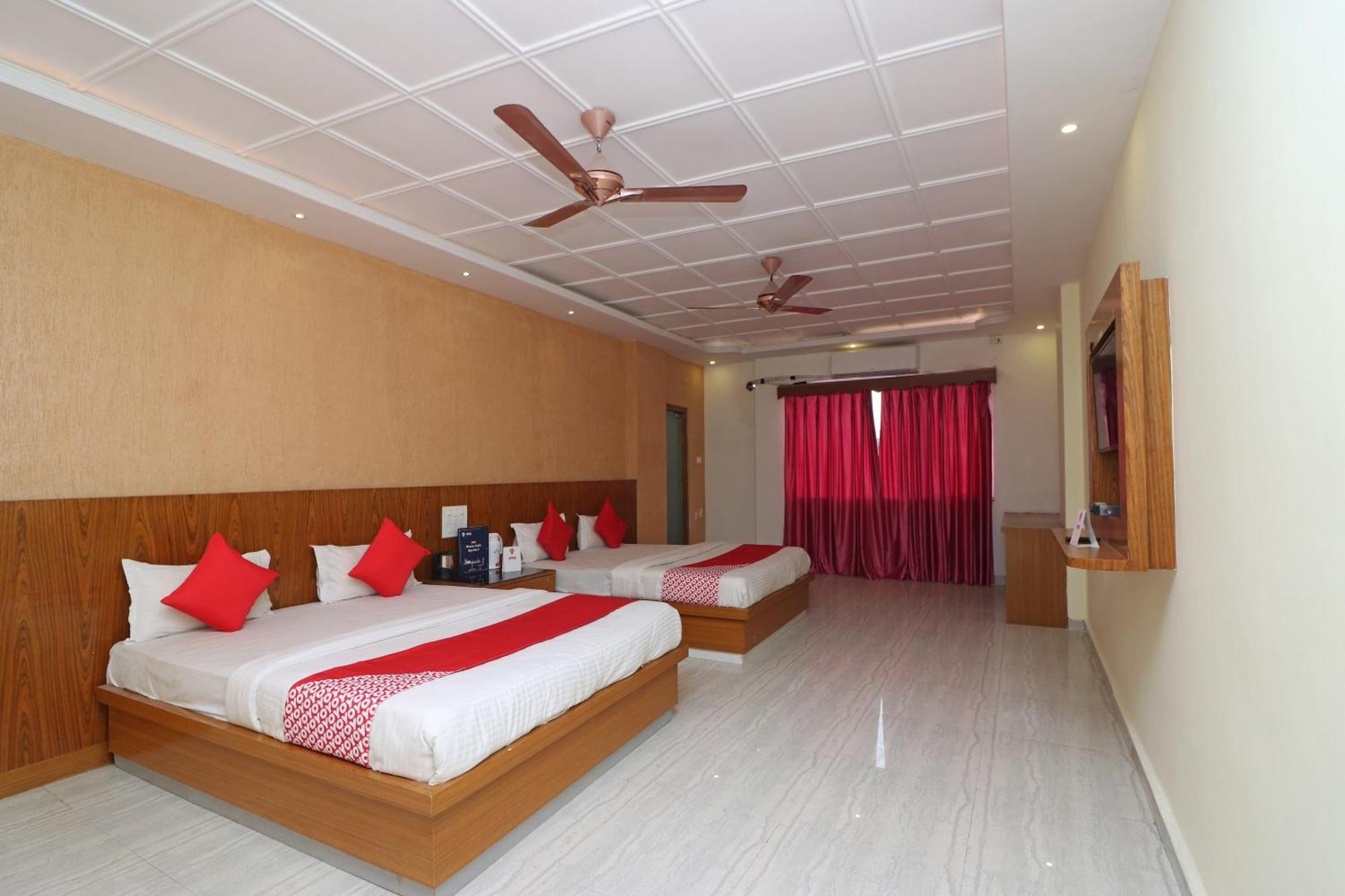 Hotel O G K Palace Bodh Gaya Exterior photo